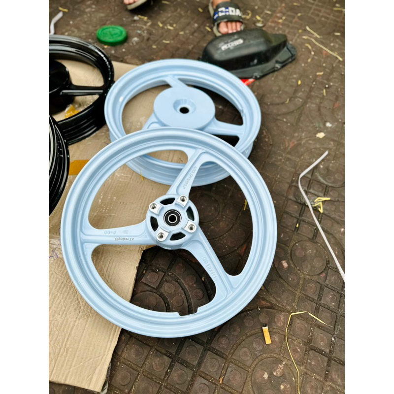 Mâm 3 Cây Vario click AT 1.85 2.15