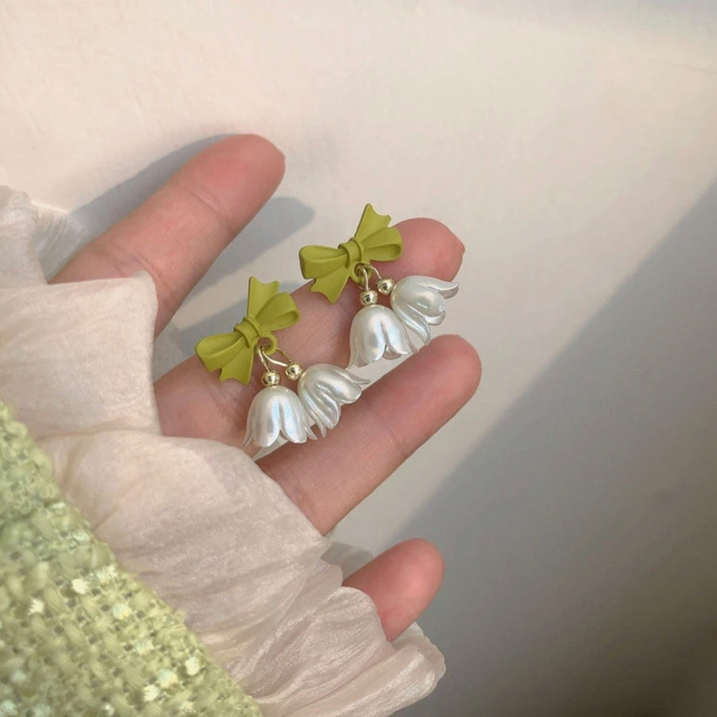 Bông Tai Pha Lê Hoa Huệ Tây S925 Phong Cách Tươi Mát Ngọt Ngào