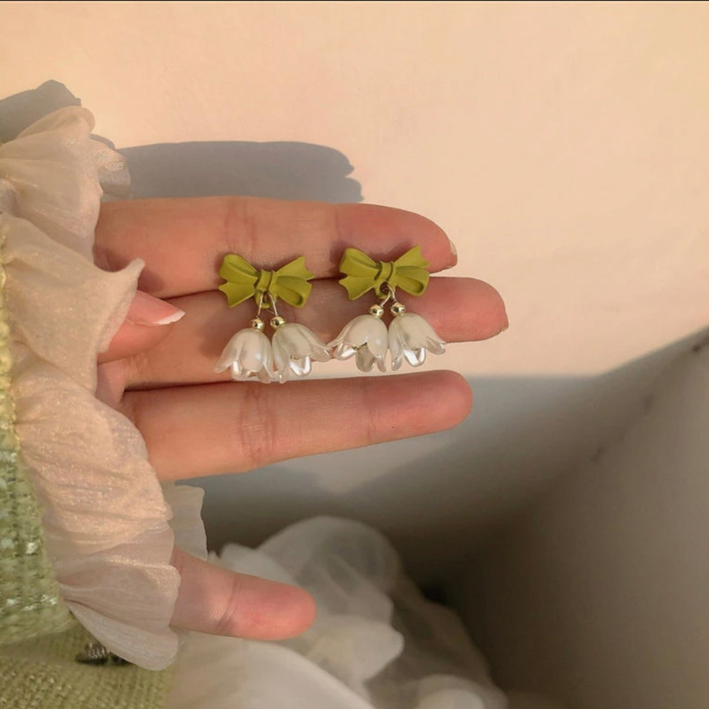 Bông Tai Pha Lê Hoa Huệ Tây S925 Phong Cách Tươi Mát Ngọt Ngào