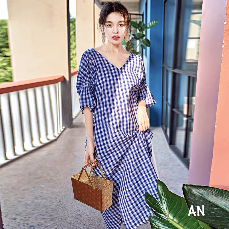 Váy mixi kẻ xanh coban cổ V đầm hai mặt dạo phố chất vải đẹp thoáng Bối Shop SP003743