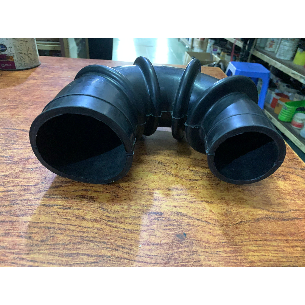 Ống Cao Su Cổ Hút Gió Xe Hyundai Tải Đời Mới HD65, HD72, HD99,...