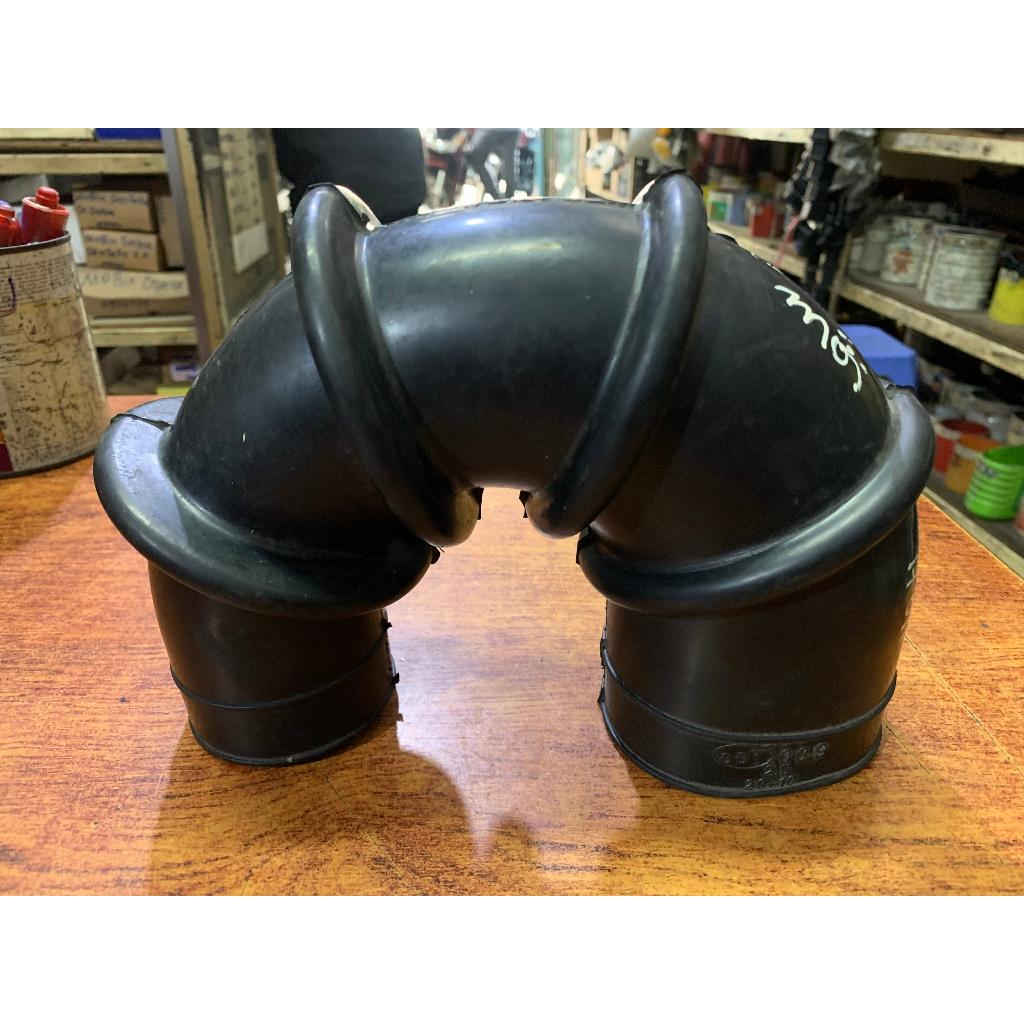 Ống Cao Su Cổ Hút Gió Xe Hyundai Tải Đời Mới HD65, HD72, HD99,...