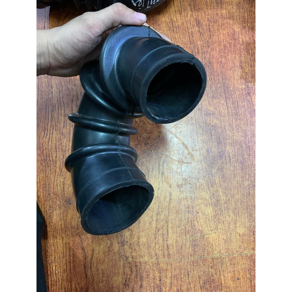 Ống Cao Su Cổ Hút Gió Xe Hyundai Tải Đời Mới HD65, HD72, HD99,...