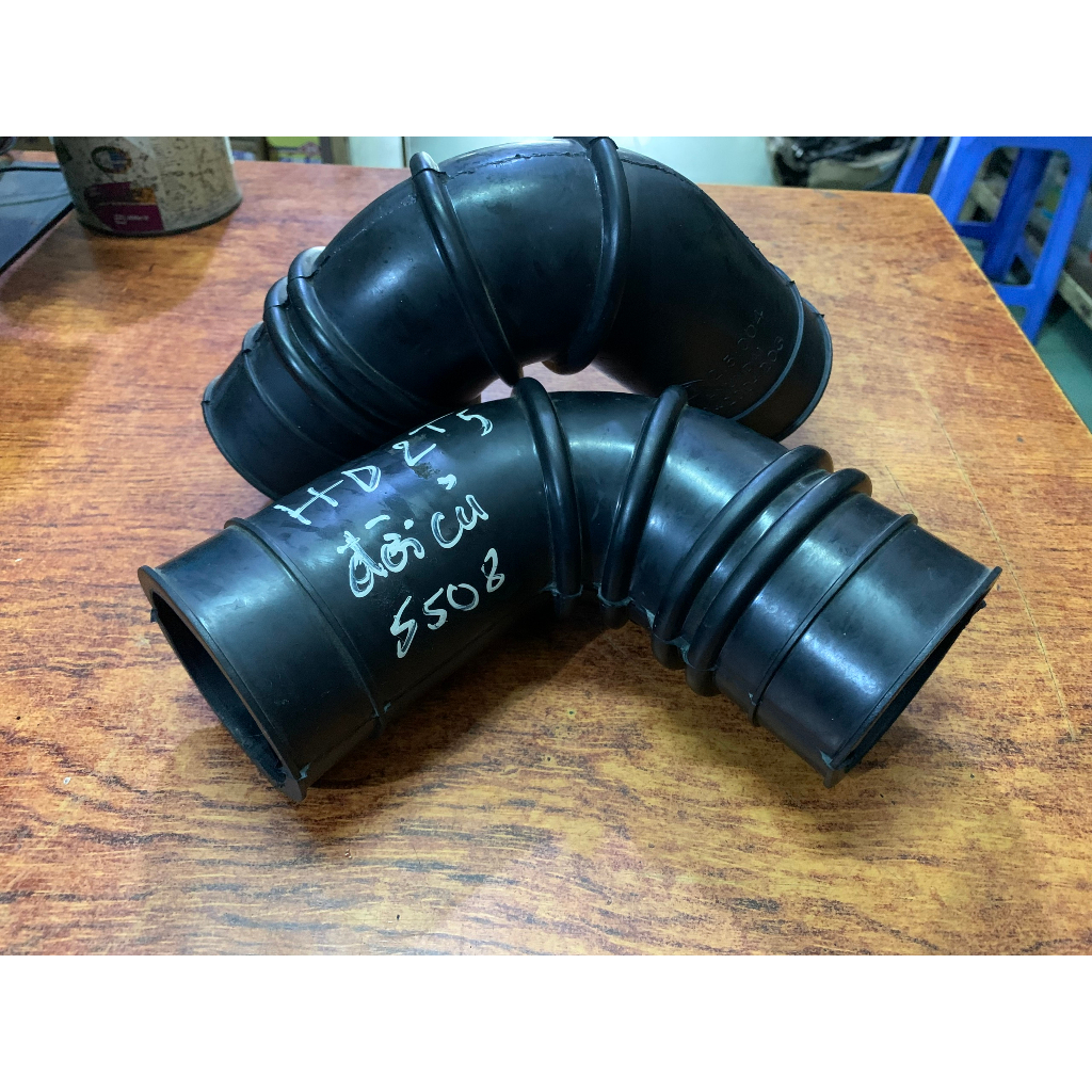 Ống Cao Su Bô E Cổ Hút Gió Xe Hyundai 2T5 đời cũ, Mighty,....