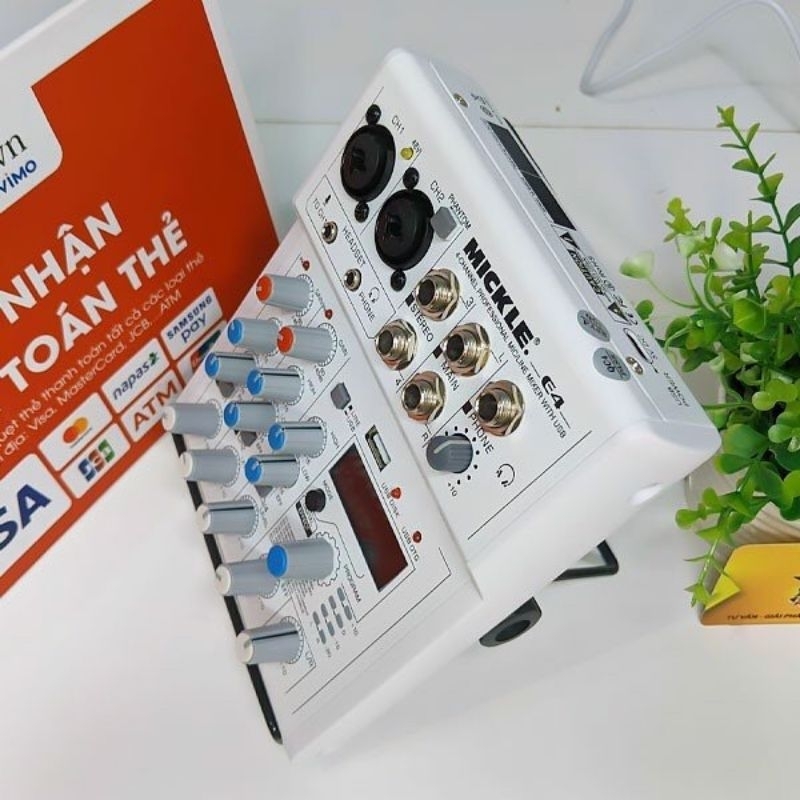 MIXER E4 , 88 hiệu ứng echo và delay