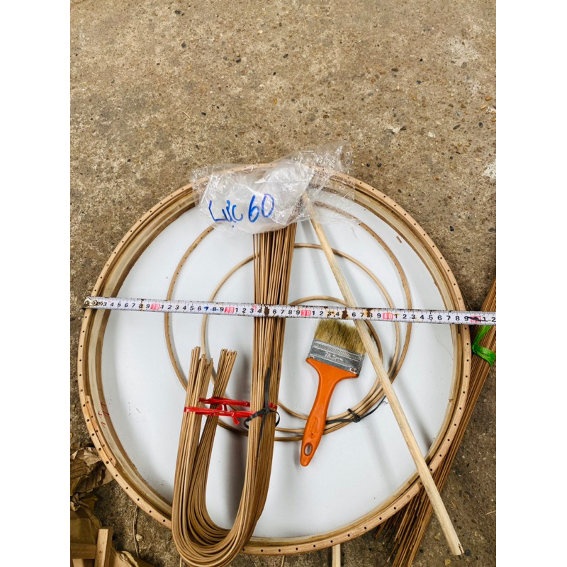 Khung choè lửa size 50-55 tương đương 80-88 nan. có video để các bác ráp lồng nhé . zalo 0379030913