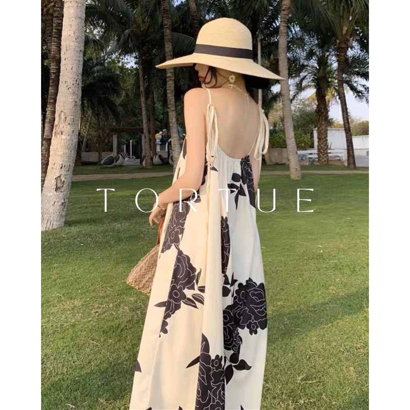 V108 Đầm váy dài maxi hai dây hoa hồng đen nhẹ nhàng mùa hè phong cách Pháp Retro Vintage Taobao mới 2023
