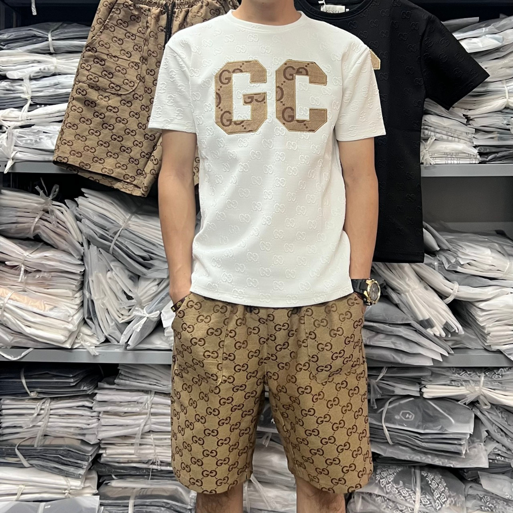 Đồ bộ nam ngắn tay họa tiết chữ GC siêu đẹp Hottrend hè, chất bố thô dày dặn, có 2 màu: đen, trắng