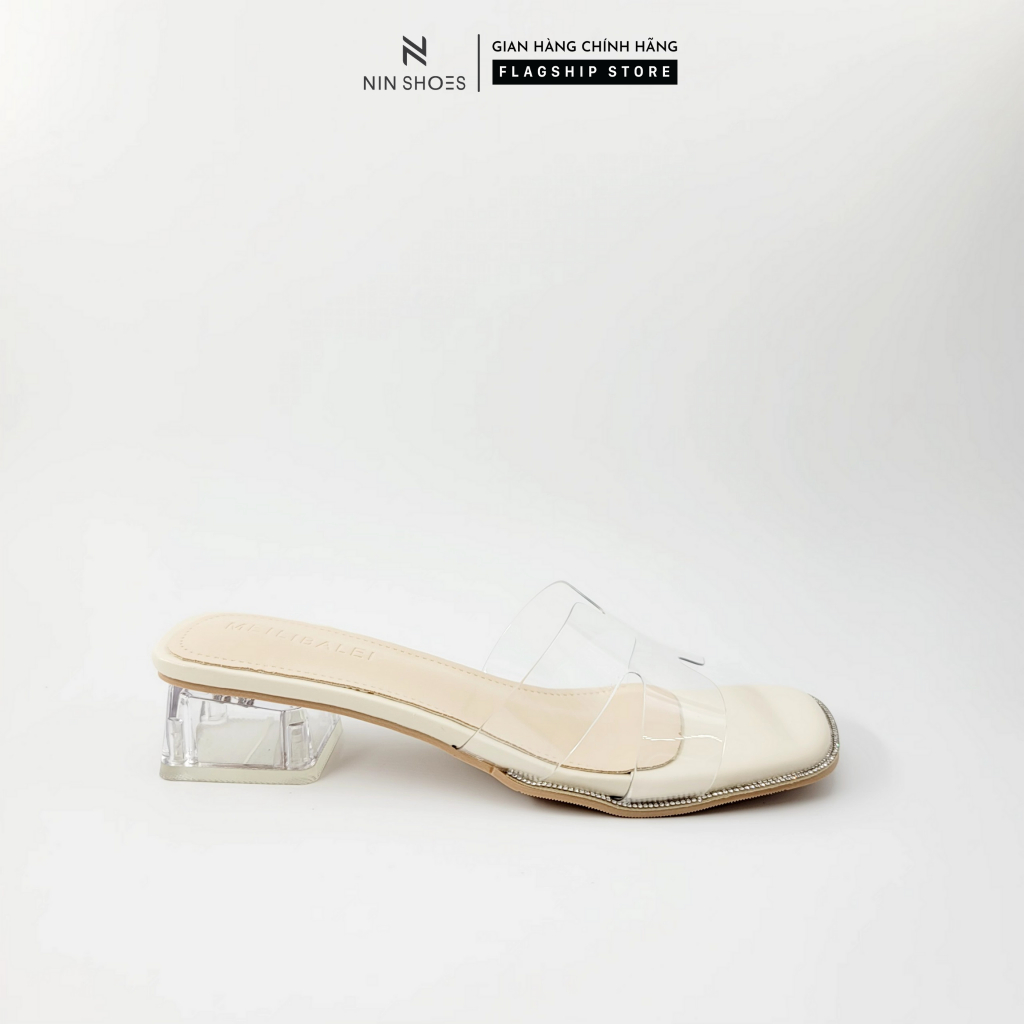 Dép Ninshoes 2 phân đế vuông trong mũi vuông đính cường xung quanh tag quai chữ H trong.