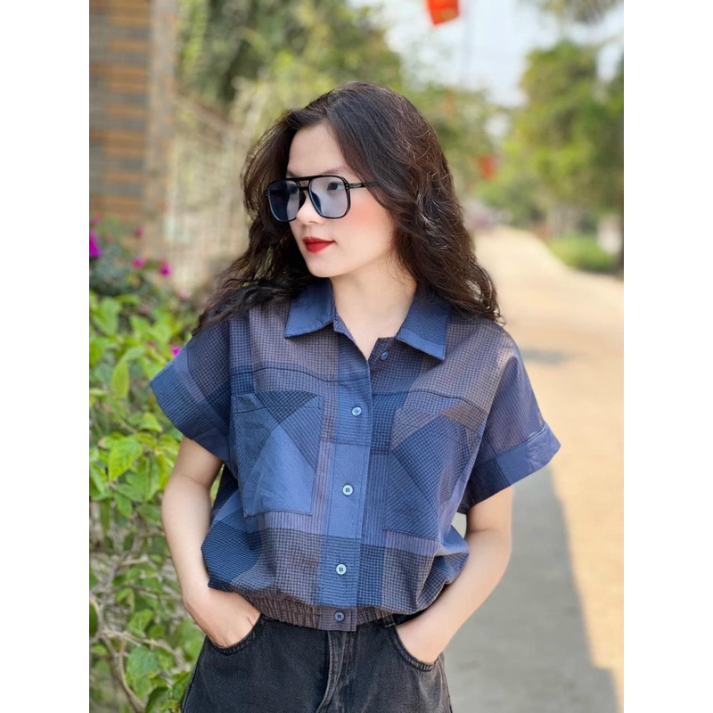 Áo SơMi Croptop Lai Bo Cực Xinh