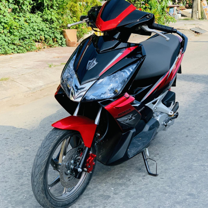 TEM XE AIR BLADE MẪU ZIN - AB ĐỎ ĐEN 2010 MẪU ZIN THEO XE