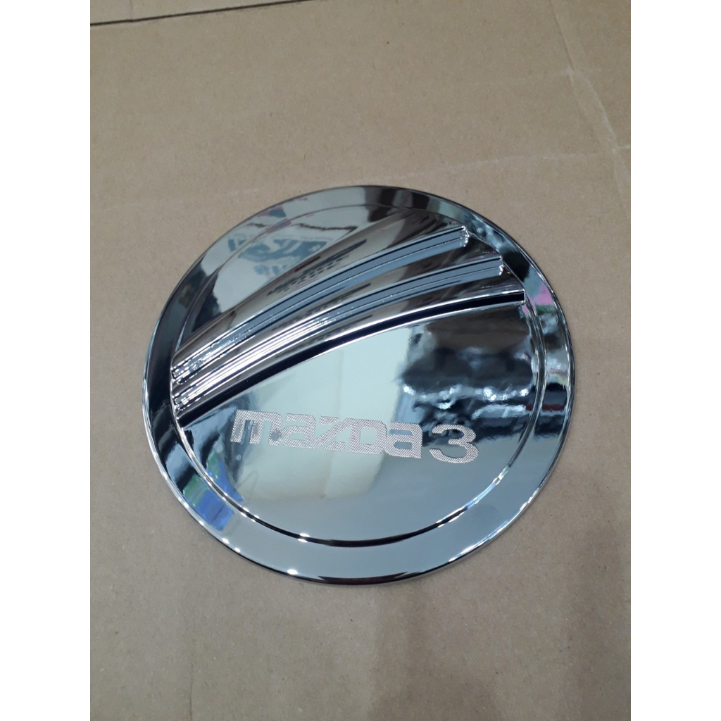 Ốp nắp xăng xe Mazda 3 đời 2015- 2019