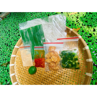 Bánh tráng tóp mỡ rim tỏi ớt