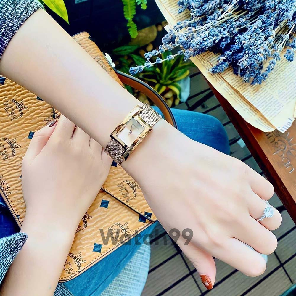 Đồng hồ nữ V.e.r.s.a.c.e Greca Icon case chữ nhật cách điệu trẻ trung dây mesh nhuyễn mềm mại lên tay rất thích | BigBuy360 - bigbuy360.vn