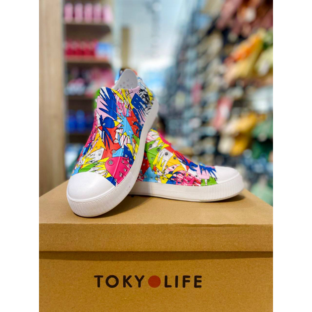 Giày nhựa siêu nhẹ thoáng khí TOKYOLIFE E8SHO002L