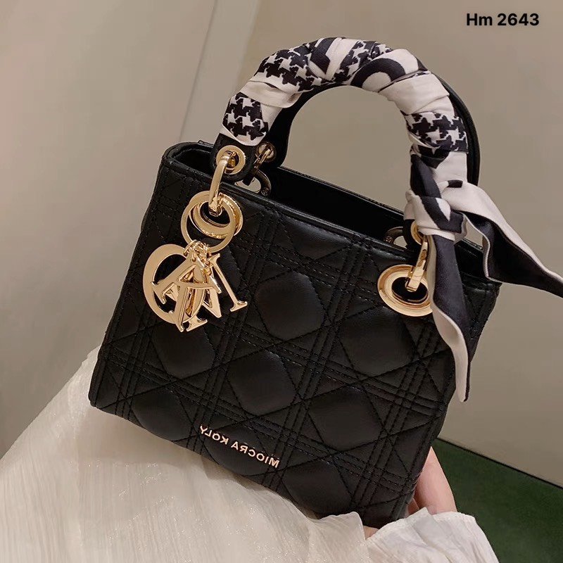 👜 Túi của hãng #𝐌𝐢𝐨𝐜𝐫𝐚 #𝐊𝐨𝐥𝐲 siêu đẹp luôn 😍Brand này thuộc nội địa Pháp đó ạ
