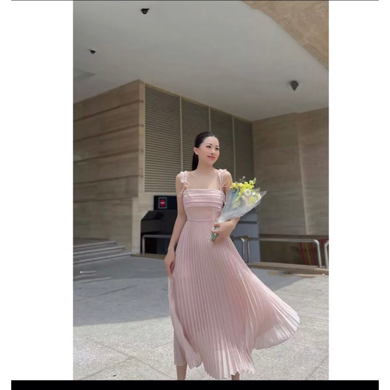 Váy 2 dây dập li xẻ quạt li ngực