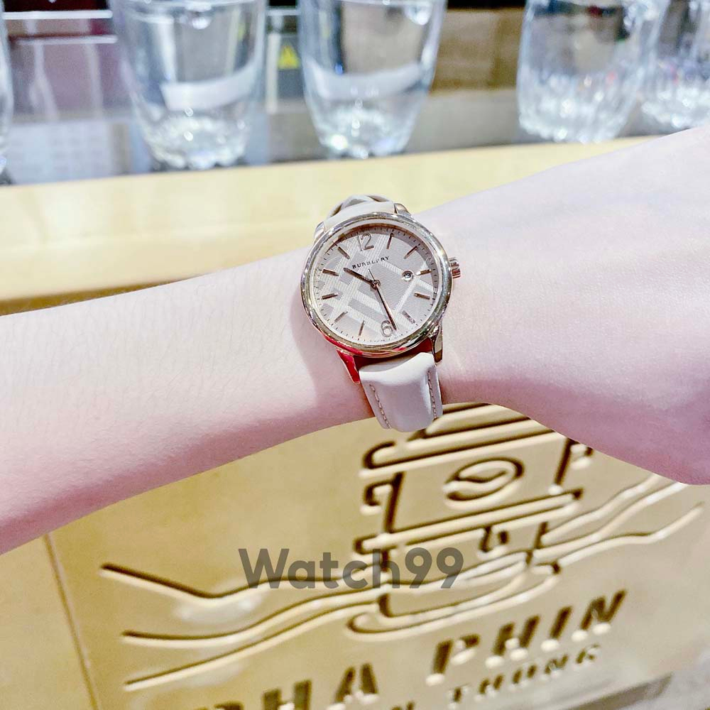 Đồng hồ nữ B.u.r.b.e.r.r.y BU10101 mặt chạm khắc vân nổi 3D dây da mềm mại ôm tay | BigBuy360 - bigbuy360.vn