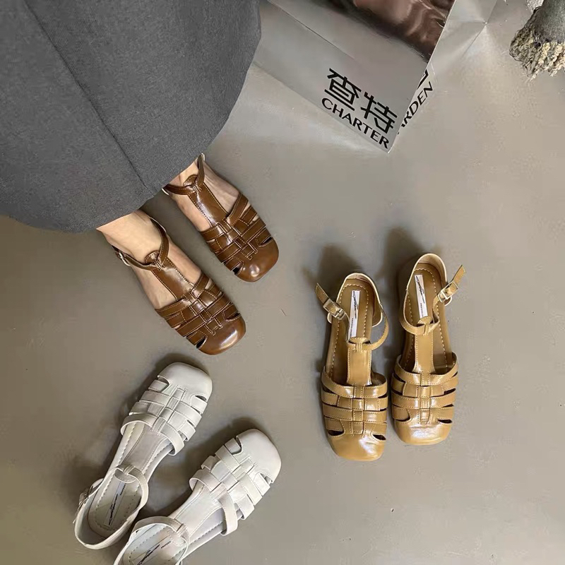 Sandal nữ mũi vuông rọ mõm đế bệt quai cài