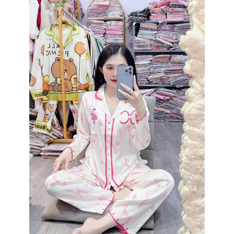Bộ ngủ Thỏ viền hồng dài và ngắn tay,TK lụa xước ánh kim của 2CE