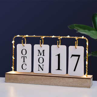 Lịch để bàn đế gỗ decor phong cách cổ điển có đèn LED phát sáng trang trí DN052