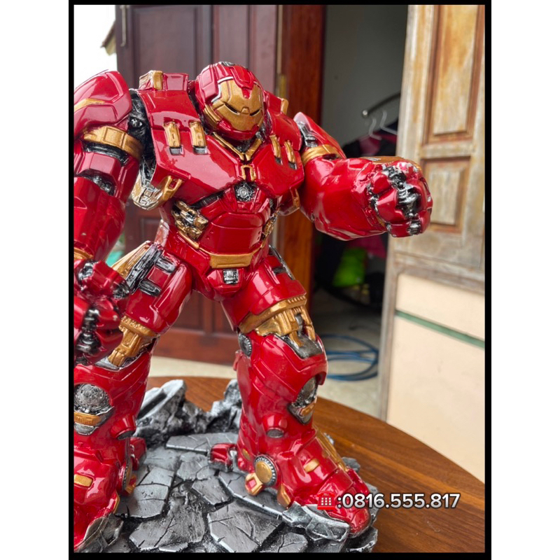 Mô hình Hulk buster kích thước 32cm, nặng 6kg,có kèm đế siêu đẹp, chất liệu cao cấp