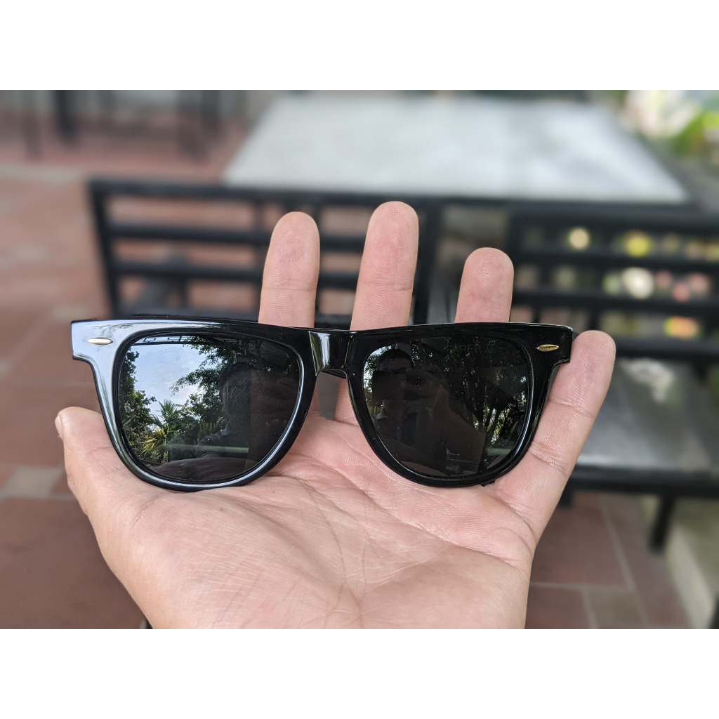 Kính Rayban Wayfarer của Mỹ, 2nd, tròng thủy tinh màu đen, nguyên zin, dành cho nam nữ. đi biển, du lịch. Ảnh thật