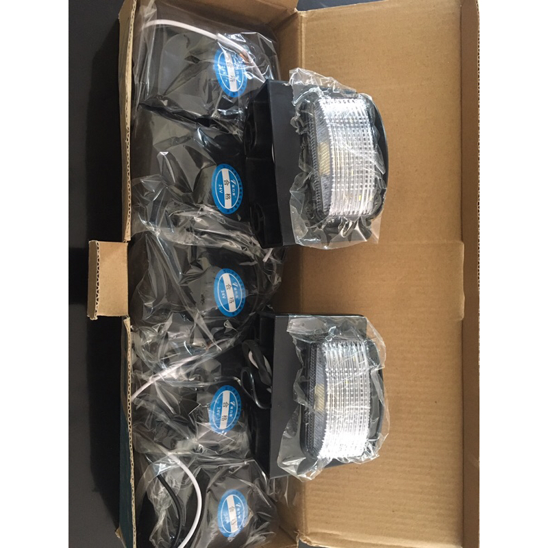 Đèn soi biển số xe tải 12-24v hàng chất lượng cao