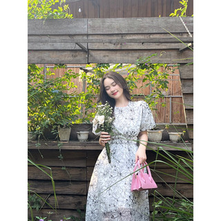 Lan Linh Dress