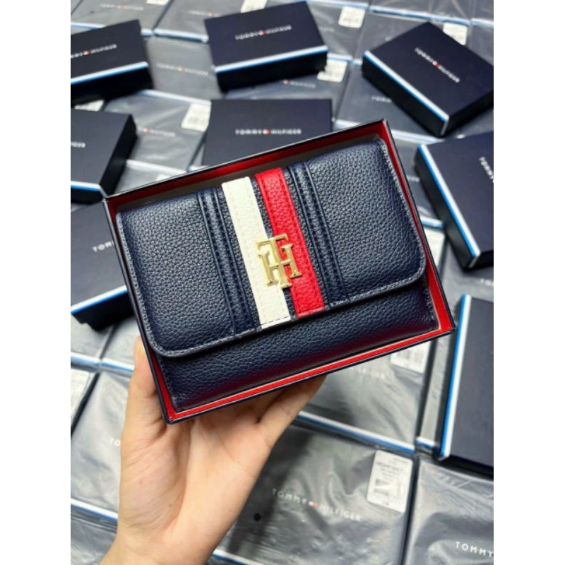 VÍ GẬP TOMMY HILFIGER XỊN SÒ