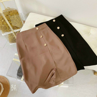 Chân váy A dài 3 cúc đồng