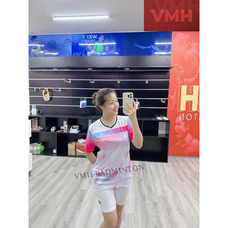 Áo cầu lông Yonex màu trắng mới nhất 2023