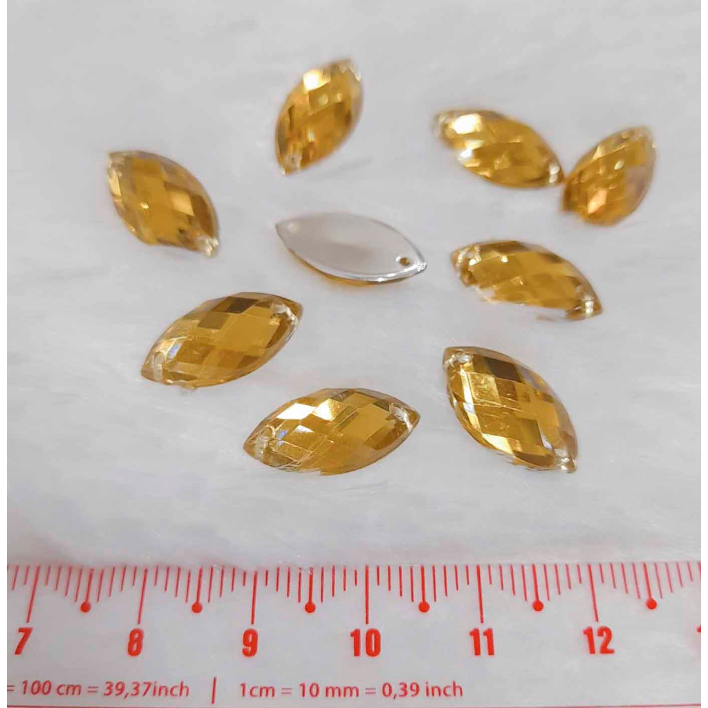 Hạt cườm thoi kết áo hình lá vàng size 1.7cm