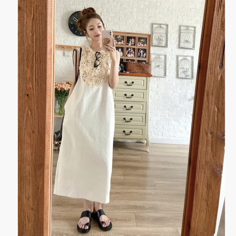 Đầm váy dài sát nách đính cườm lông màu be phong cách Pháp Retro Vintage Taobao 2023