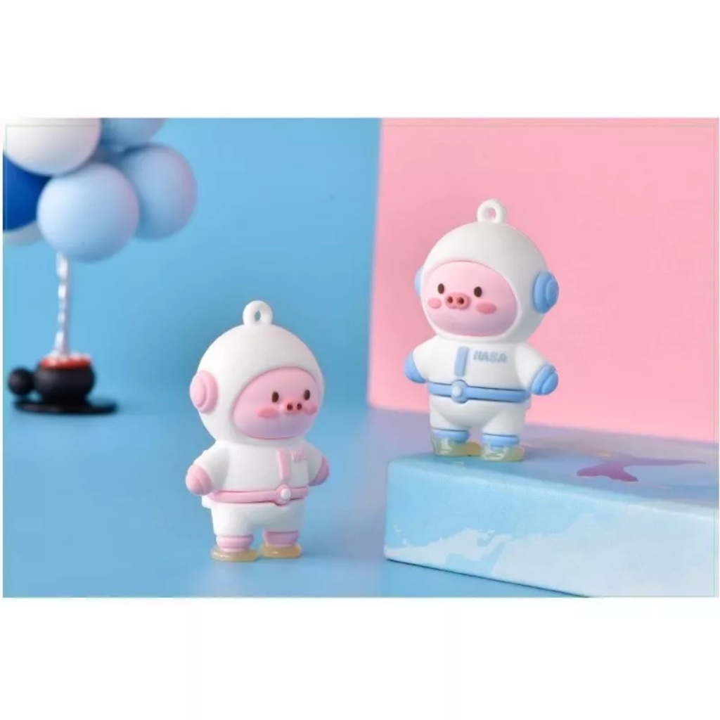 Móc khóa hình heo phi hành gia xinh xắn