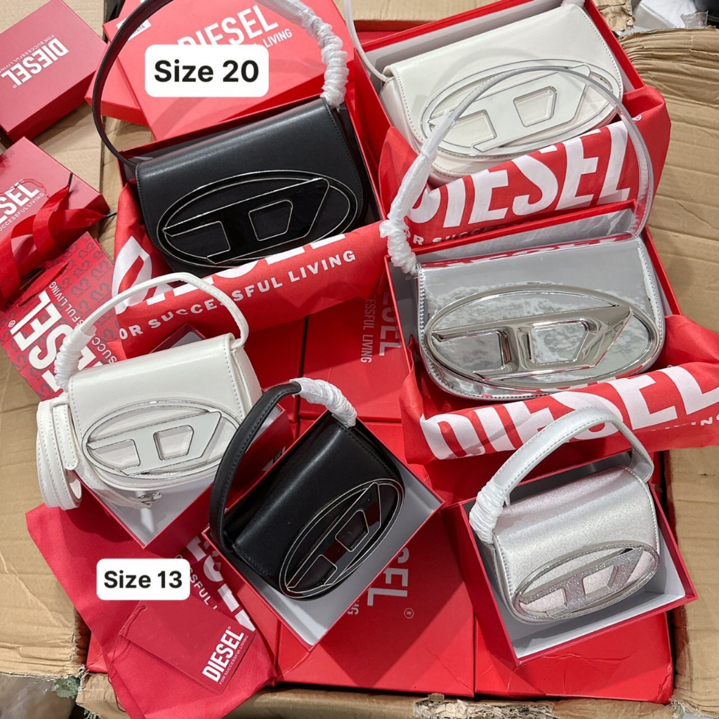 Túi D HỘP ĐỎ  size 20cm-13cm chuẩn súp sịn kèm dây đeo chéo