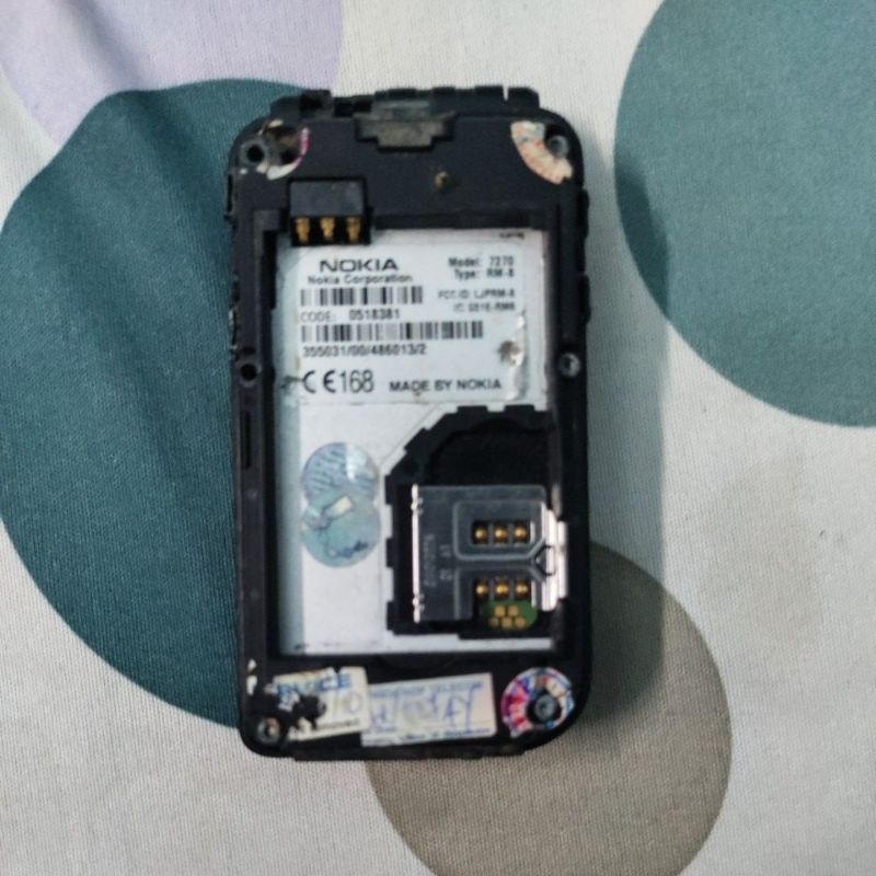 Điện thoại Nokia 7270 xác