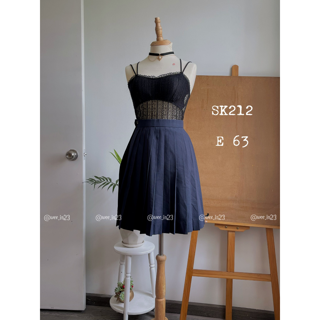 Chân Váy Si Tuyển phong cách học sinh xếp ly Nhật Vitage Siêu đẹp - Trend - 2HAND - Độ mới cao - Y2k, Gen Z, Goth