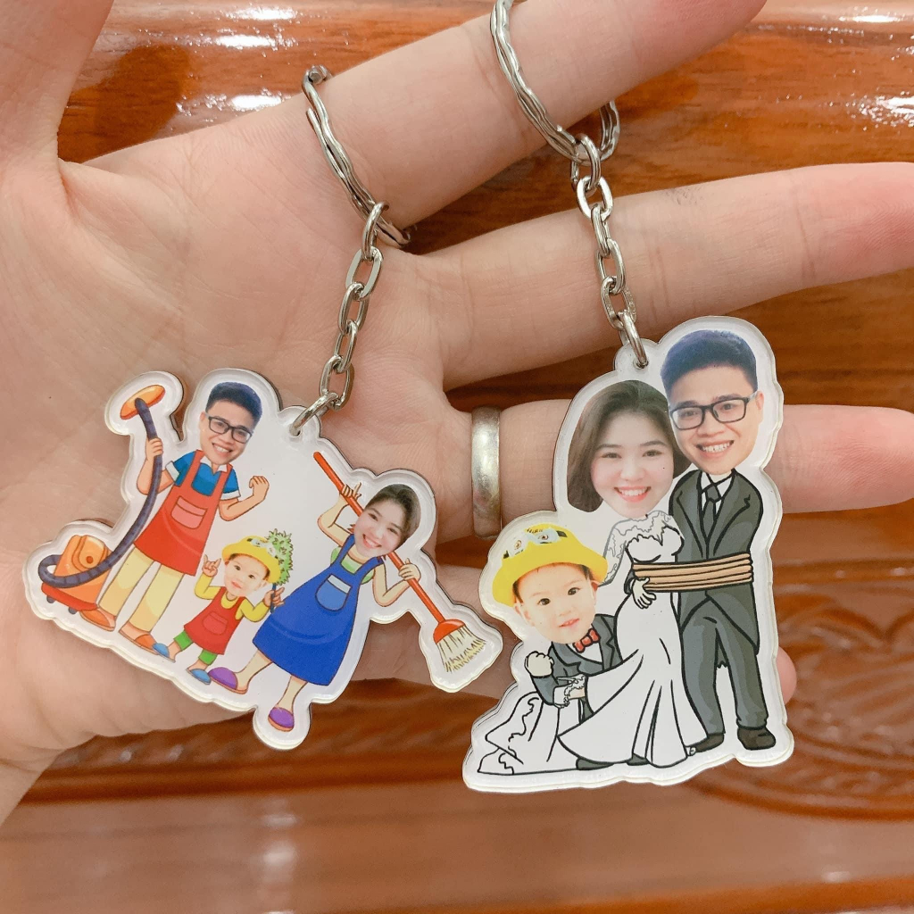 Móc khoá Mica in ảnh cắt viền theo yêu cầu