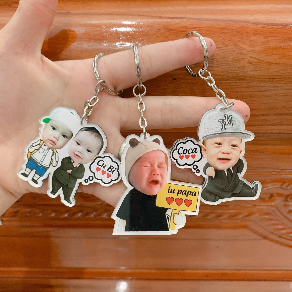 Móc khoá Mica in ảnh cắt viền theo yêu cầu