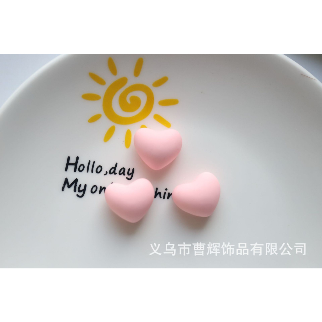 Charm trái tim pastel