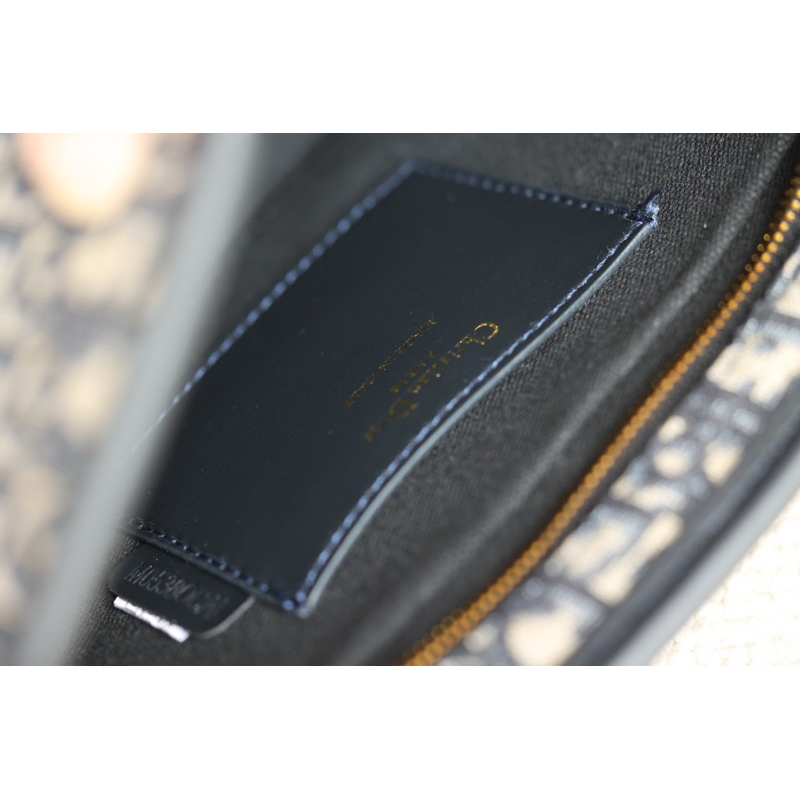 Túi clutch Di.or kèm dây đeo vai fullbox hoa kèm túi vải size 26cm