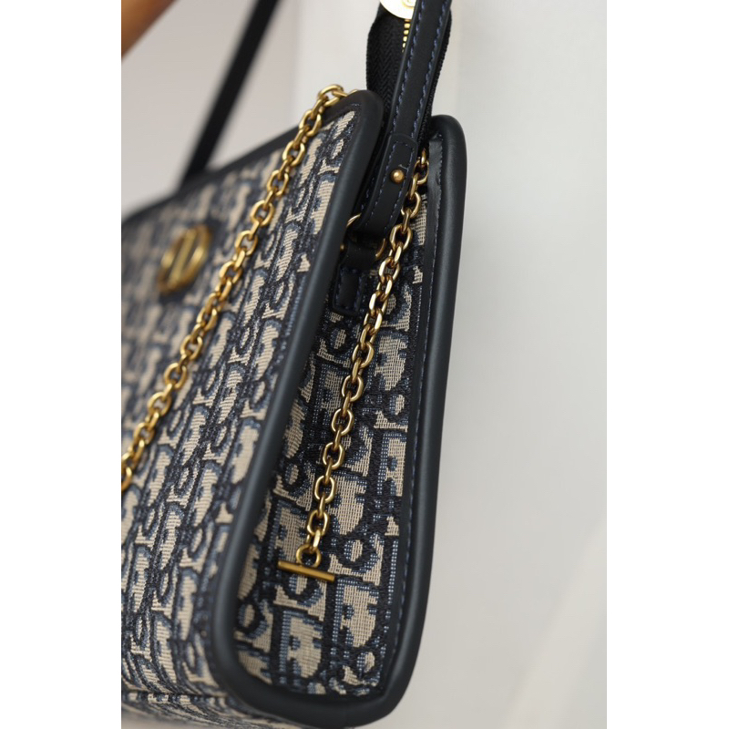 Túi clutch Di.or kèm dây đeo vai fullbox hoa kèm túi vải size 26cm