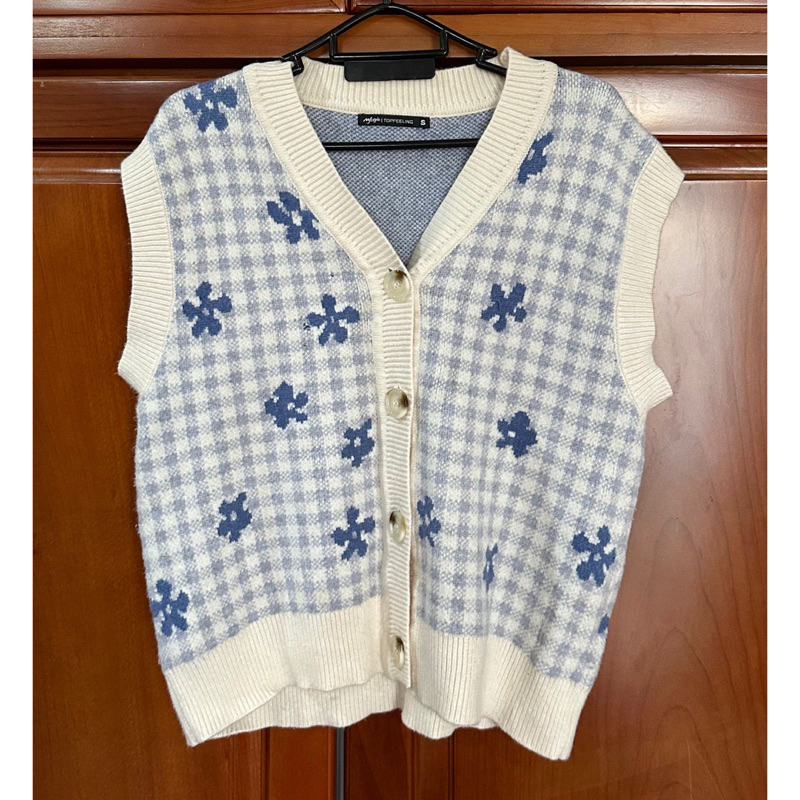 Thanh lý áo gi-lê gilê gi lê len họa tiết hoa phong cách trẻ trung vintage kiểu cách thanh lí áo len vintage siêu xinh
