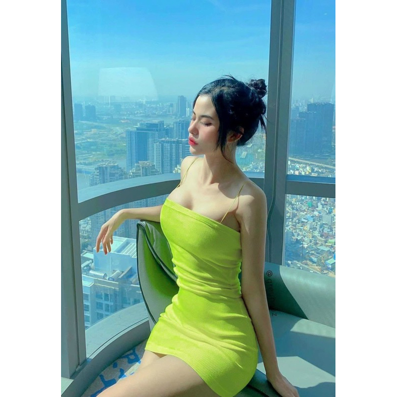 Đầm body siêu tôn dáng 2 dây sợi bún vải bozip