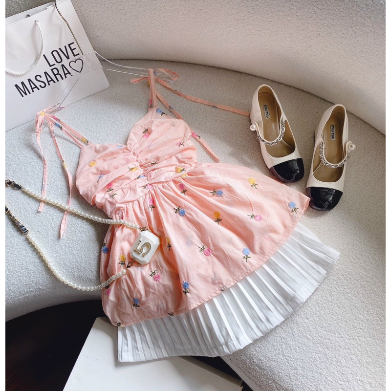 Set áo dây thêu + váy xếp li trắng - Chitchitstore