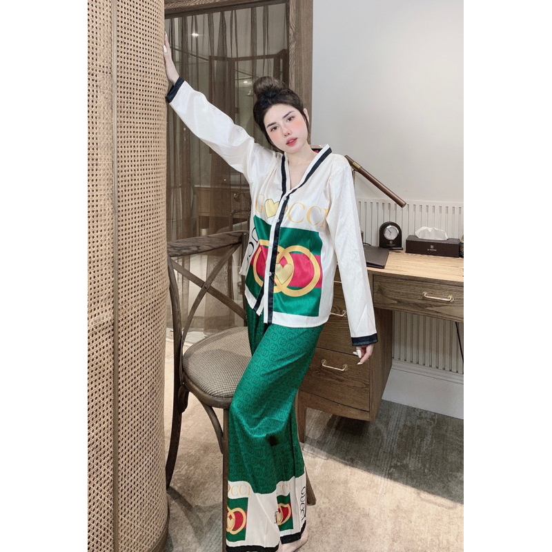 Bộ Ngủ Pijama mặc nhà xước dài tay CỔ V GUCI