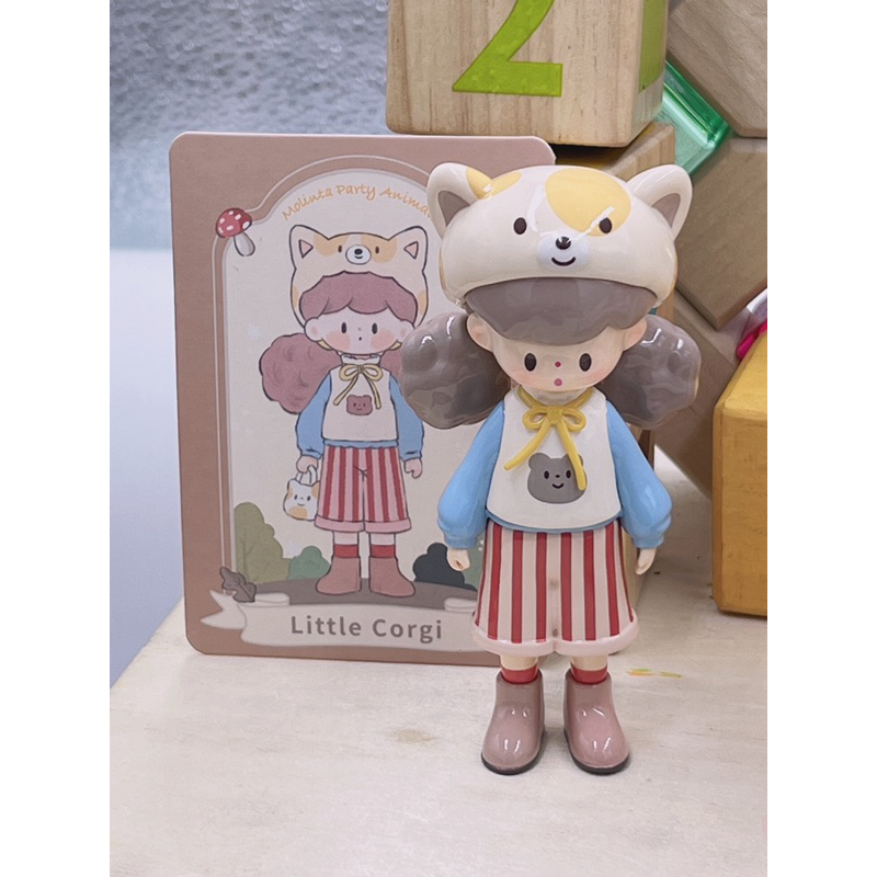 Unbox Chính hãng F.Uni x Molinta trưng bày toys