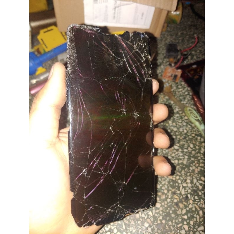 Xác màn hình LG V40