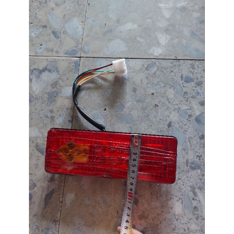 2 Đèn lex ngắn sau xe 3 bánh